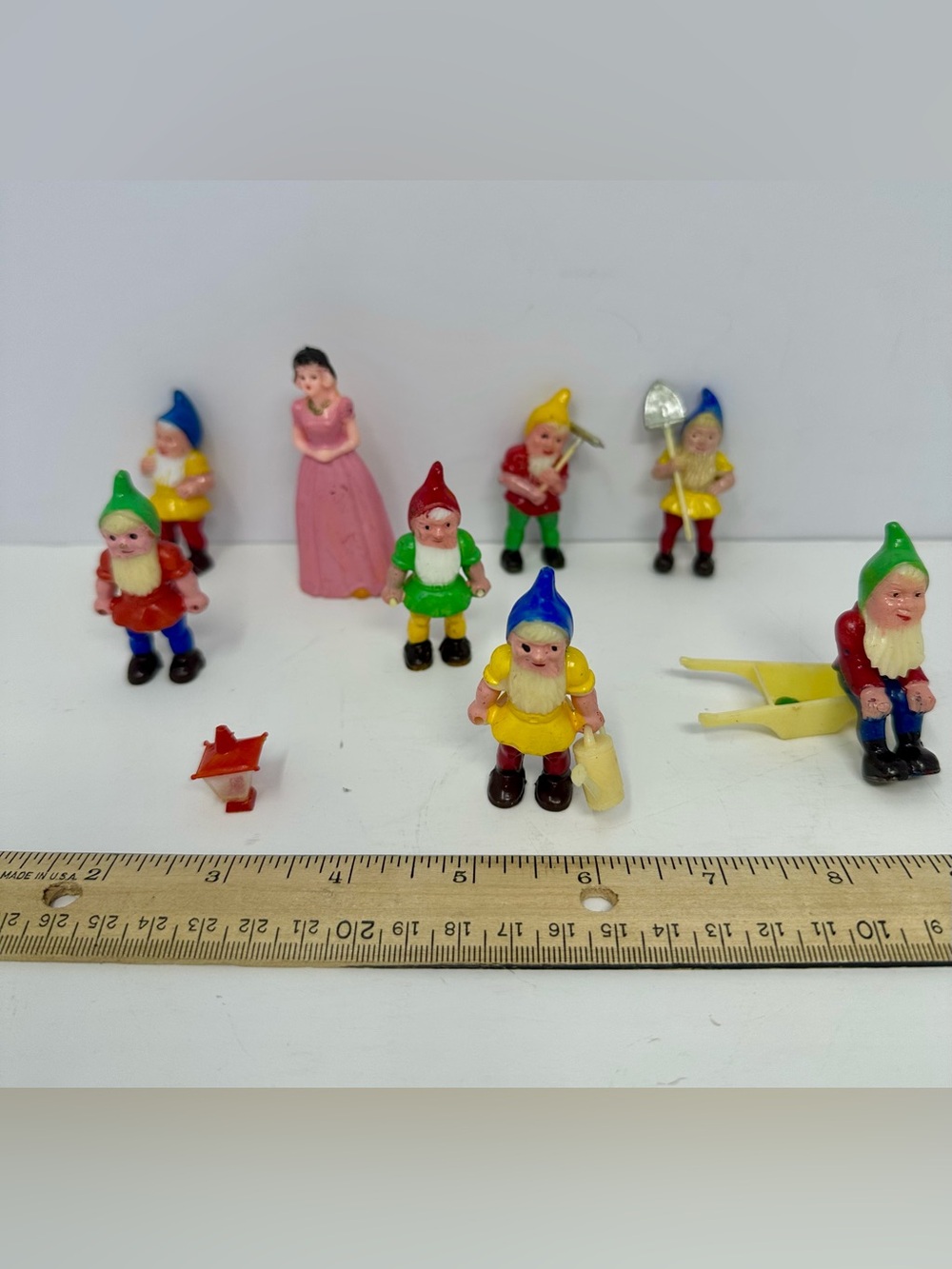 Vintage Cake Topper Snow‎ White and  the Seven Dwarfs Set Figures A0 - Picture 4 of 4